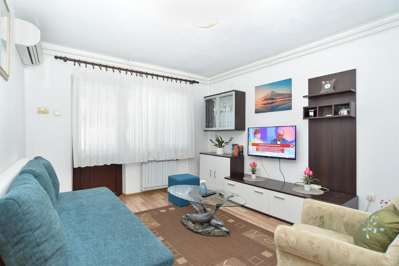 פורץ Apartments Milka 2074 מראה חיצוני תמונה